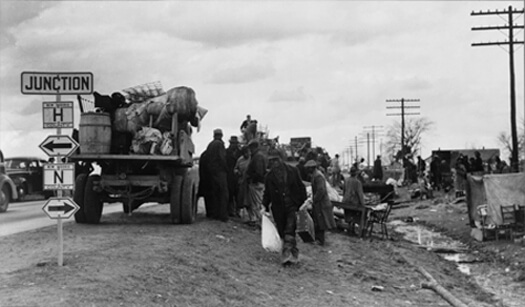 Arthur Rothstein, State highway officials moving sharecroppers away from roadside to area between the levee and the Mississippi River, New Madrid County, Missouri, January 1939. FSA-OWI Collection, Library of Congress, LC-USF33- 002975-M2. Arthur Rothstein, State highway officials moving sharecroppers away from roadside to area between the levee and the Mississippi River, New Madrid County, Missouri, January 1939. FSA-OWI Collection, Library of Congress, LC-USF33- 002975-M2.