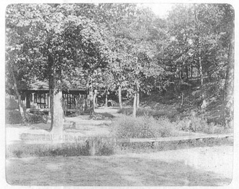 Ponce de Leon Park Springs circa 1895, from the Healey Collection, courtesy the Atlanta-Fulton County Public Library