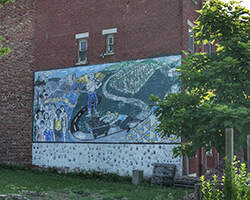 Lower Price Hill Mural, Cincinnati, Ohio, June 23, 2014. Photograph by Lower Price Hill Education Matters/Community Matters. Courtesy of Flickr user 5schw4r7z. Creative Commons License CC BY-SA 2.0.
