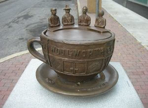 Woolworth's Sit-In sculpture, Greensboro, North Carolina, 2012. Photograph by Flickr user Jimmy Emerson. Creative Commons license CC BY-NC-ND 2.0.