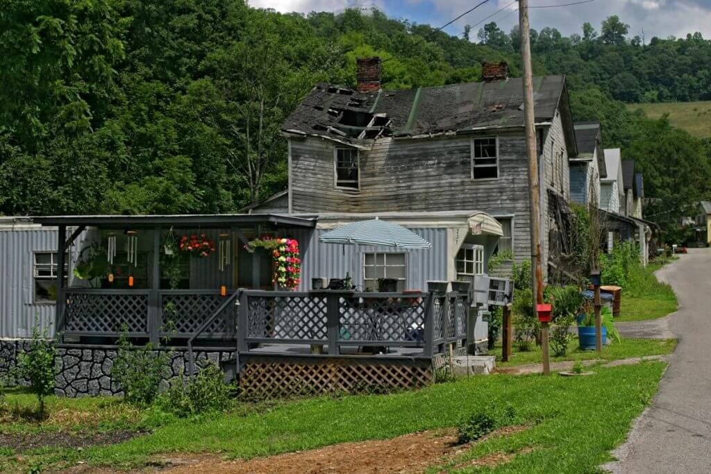 Aging coal company houses are being replaced by mobile homes throughout the region. McRoberts, KY, 2005.