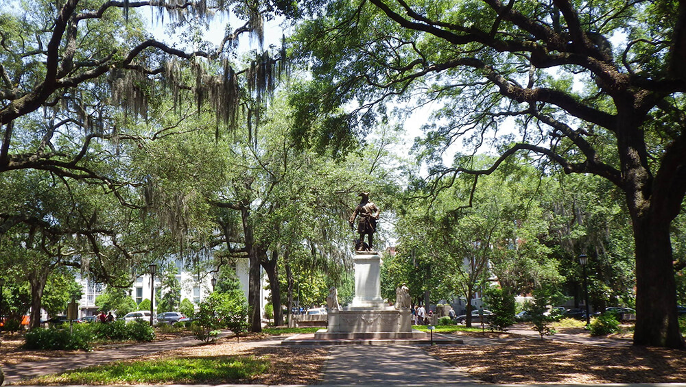 General Oglethorpe Statue in Chippewa Square, Savannah, Georgia, May 22, 2014. Photograph by Flickr user BEV Norton. Creative Commons license CC BY-NC-ND 2.0.