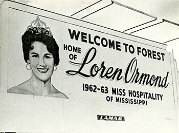 "Welcome to Forest" sign, Forest, Mississippi, 1963. Photograph by Hugh Shankle. Mississippi Department of Archives and History, Hugh Shankle Collection, PI/COL/1981.0066. Courtesy of the Mississippi Department of Archives and History.